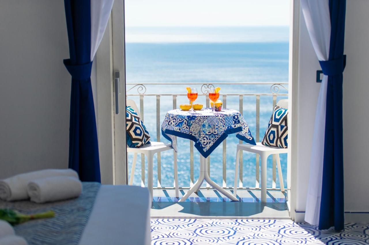 Villa Le Ali sul Mare Positano Esterno foto